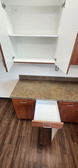 Cleaning showcase